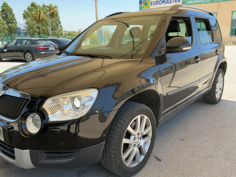 Skoda Yeti 2.0 TDI Experience 4x4 — zdjęcie 2