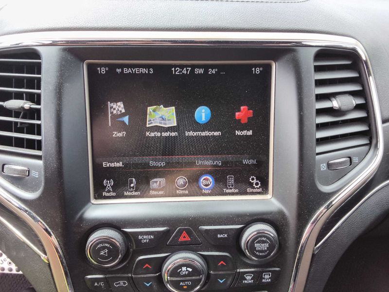 Jeep Grand Cherokee 3.0 CRD Summit — zdjęcie 13