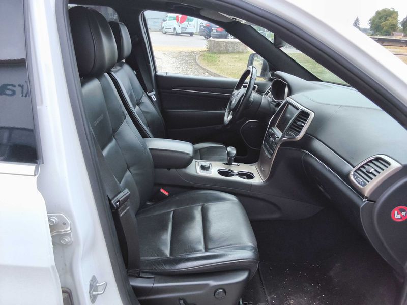 Jeep Grand Cherokee 3.0 CRD Summit — zdjęcie 10