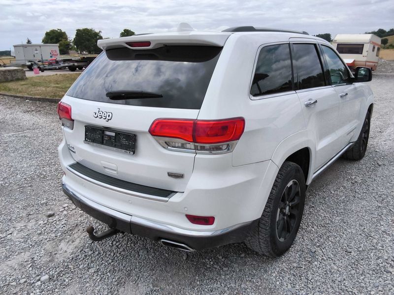 Jeep Grand Cherokee 3.0 CRD Summit — zdjęcie 5
