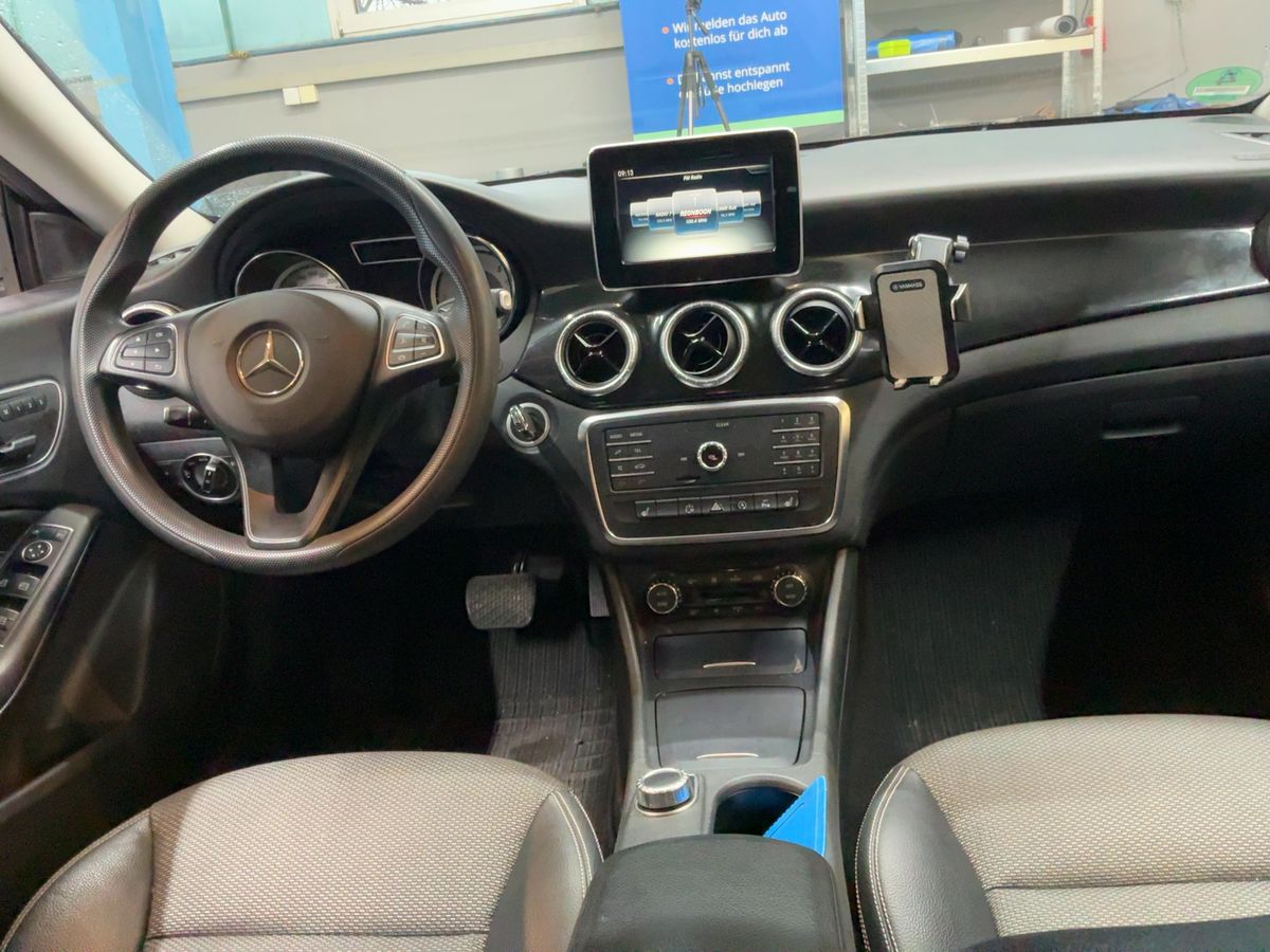 Mercedes-Benz CLA-Klasse 2015 — photo 19