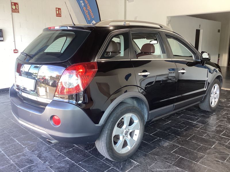 Opel Antara 2.0 CDTI Cosmo 4x4 — zdjęcie 2