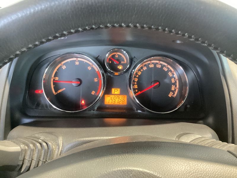 Opel Antara 2.0 CDTI Cosmo 4x4 — zdjęcie 4