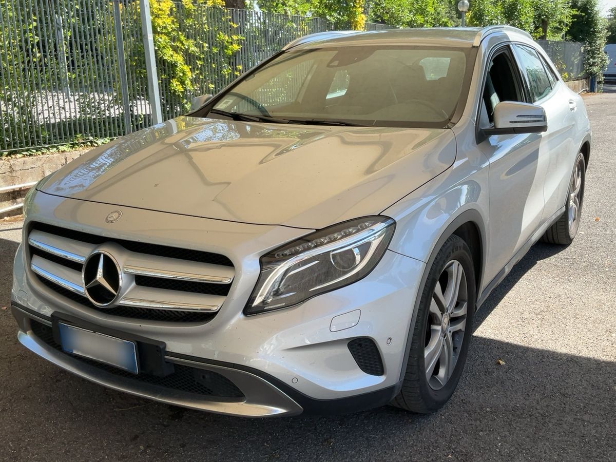 Mercedes-Benz GLA-Klasse 2016