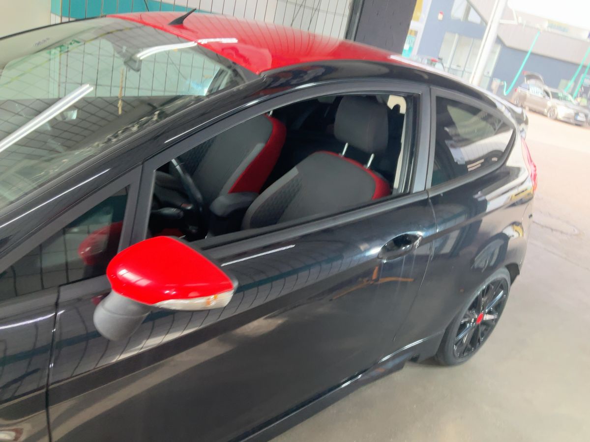 Ford Fiesta 2014 — photo 5