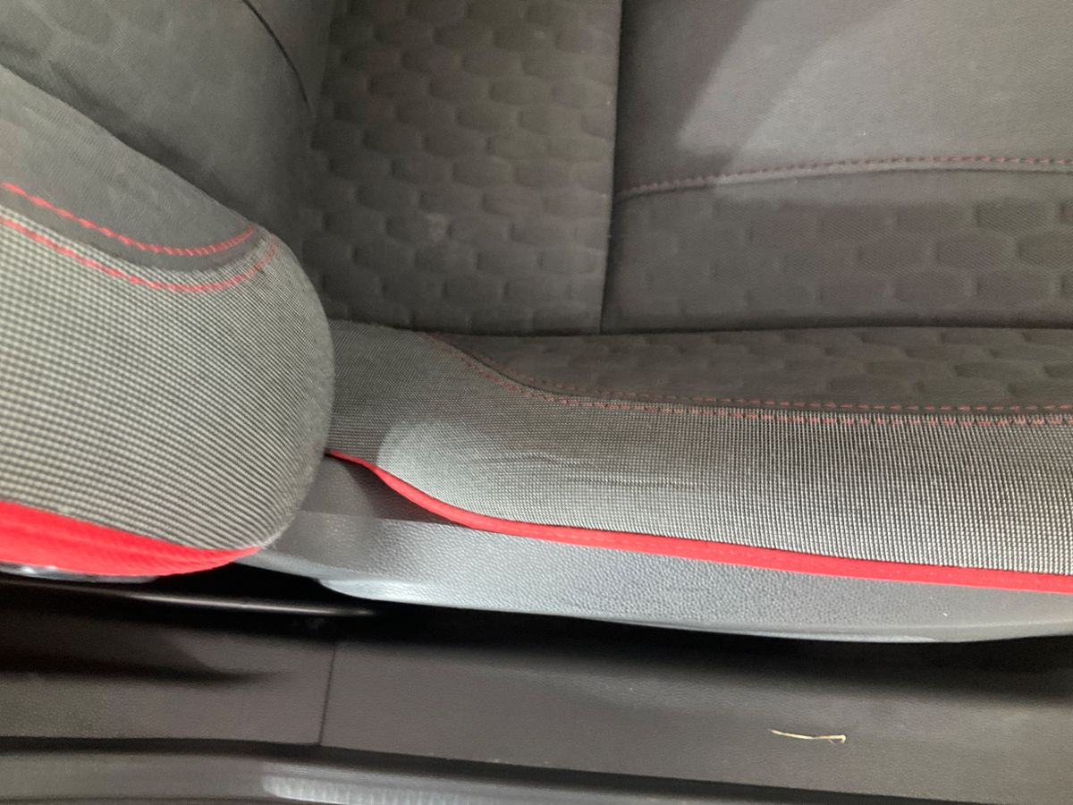 Ford Fiesta 2014 — photo 32