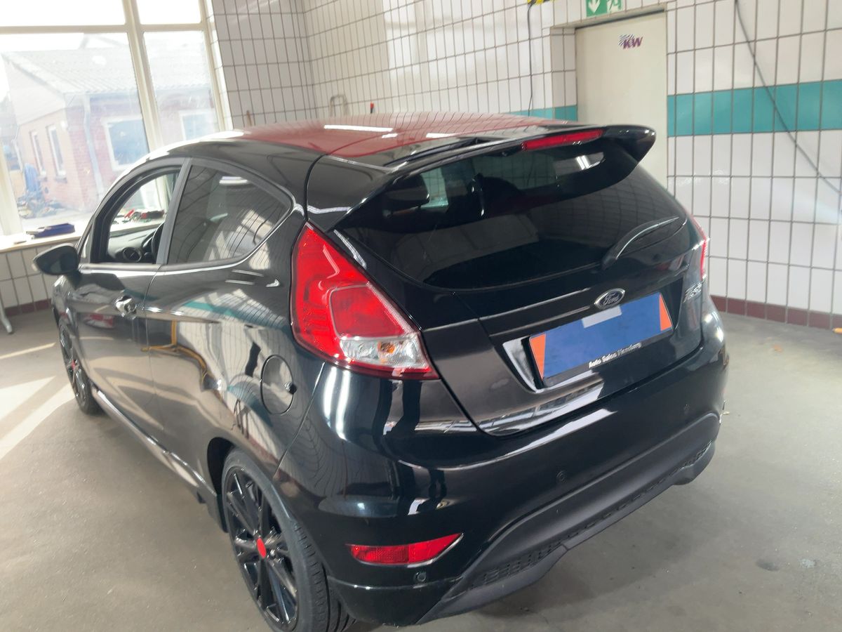 Ford Fiesta 2014 — photo 7