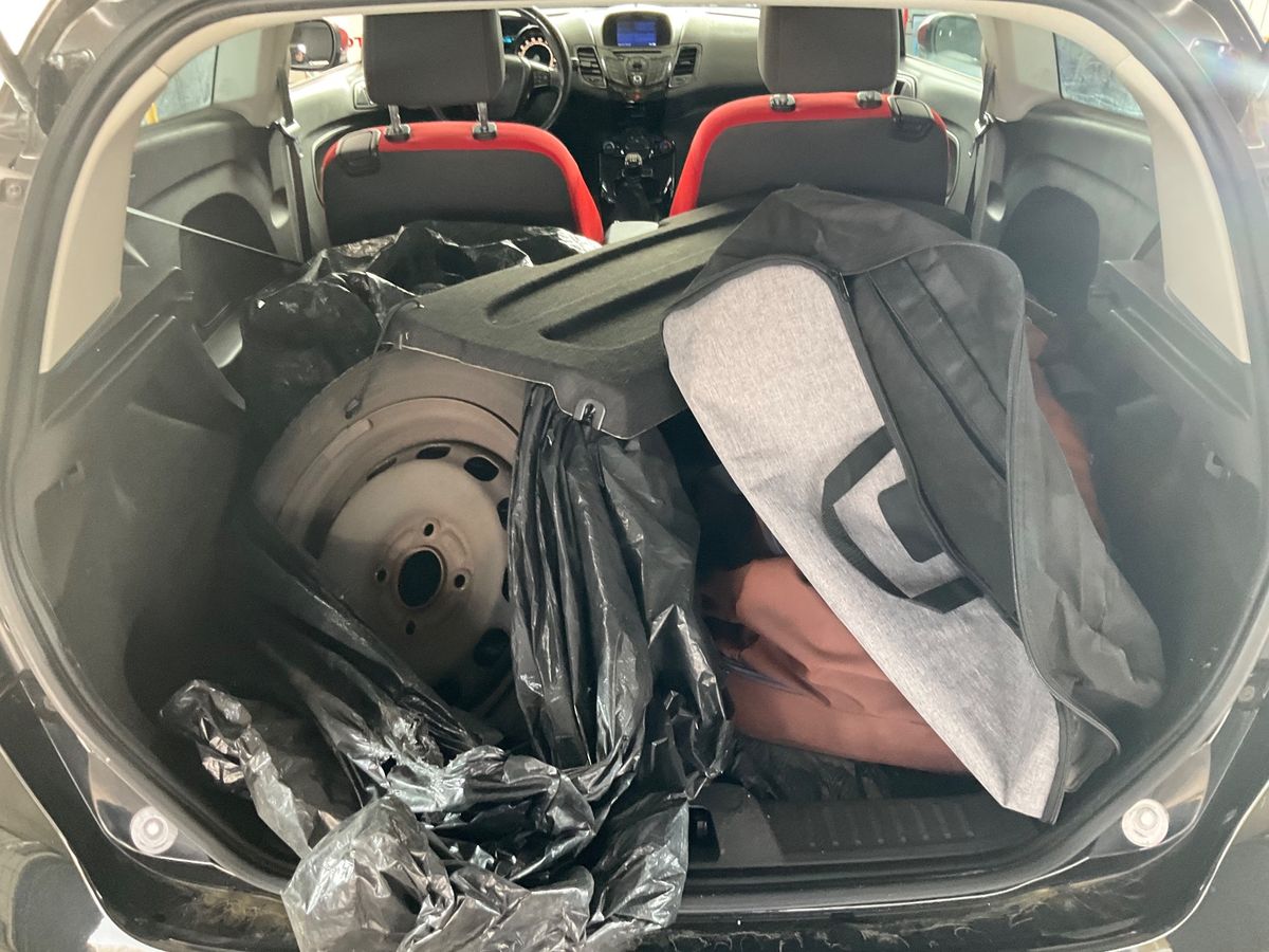 Ford Fiesta 2014 — photo 17