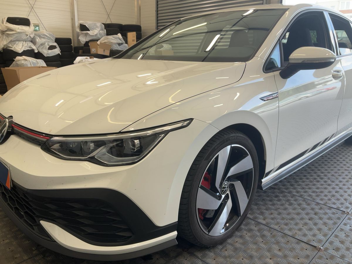Volkswagen Golf VIII 2.0 TSI GTI Clubsport