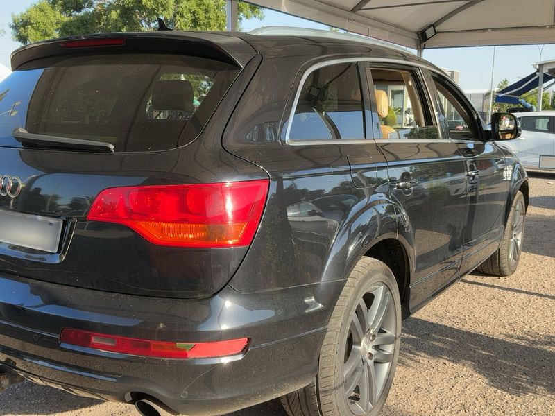 Audi Q7 3.0 V6 TDI quattro — zdjęcie 6