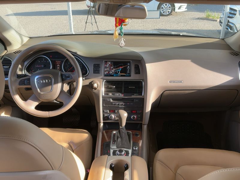 Audi Q7 3.0 V6 TDI quattro — zdjęcie 12