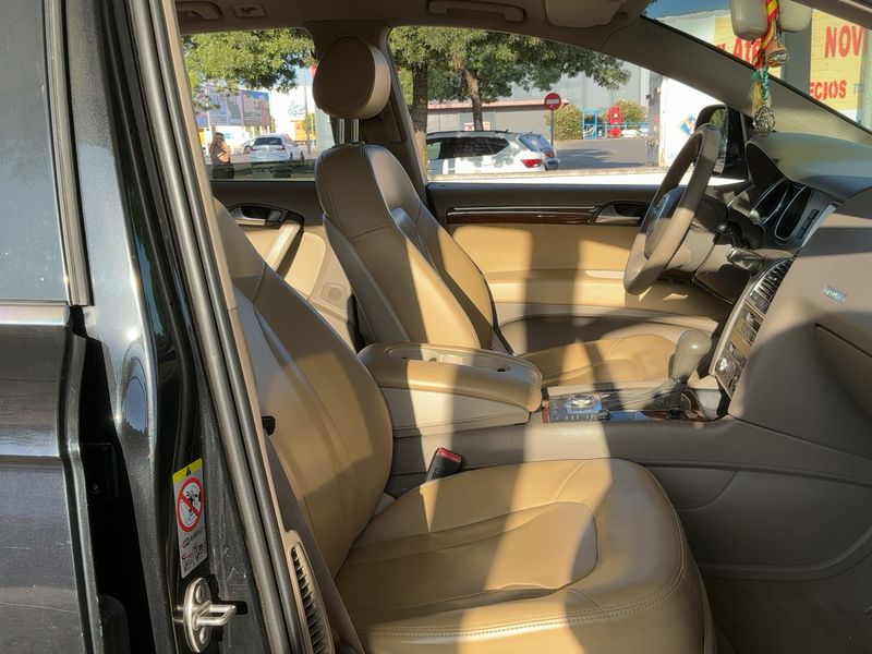 Audi Q7 3.0 V6 TDI quattro — zdjęcie 11