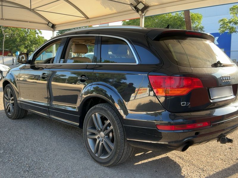 Audi Q7 3.0 V6 TDI quattro — zdjęcie 3
