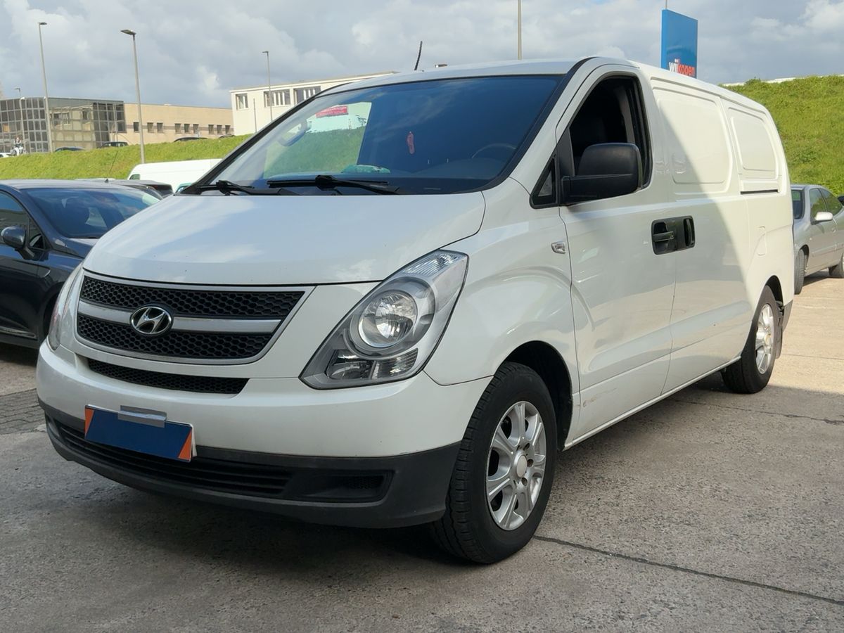 Hyundai H1 2012