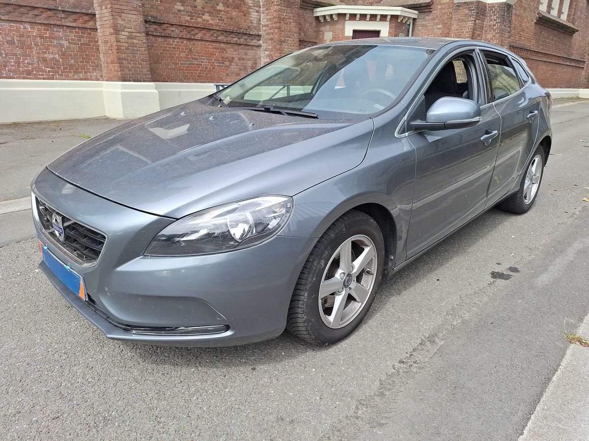 Volvo V40 2.0 D2 Momentum