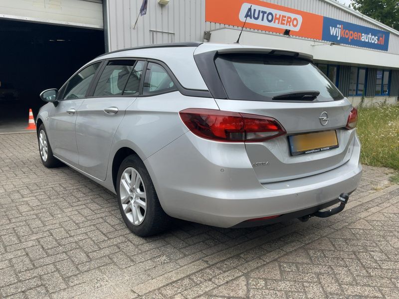 Opel Astra 1.2 Turbo Edition Start/Stop 2020 – снимка 6