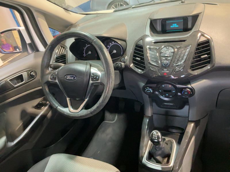Ford EcoSport 1.0 EcoBoost Titanium — zdjęcie 12