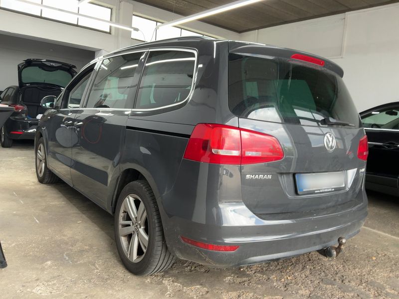Volkswagen Sharan 2.0 TDI Match BlueMotion Tech — zdjęcie 3