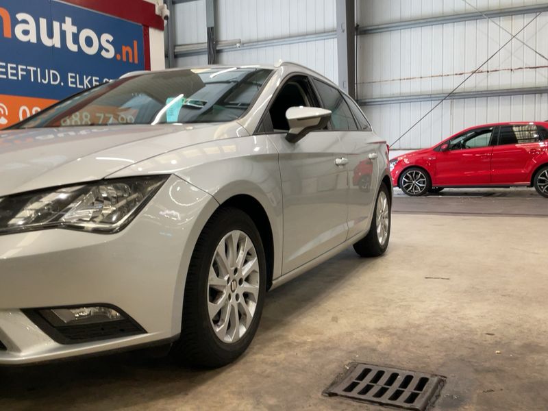 Seat Leon 1.0 TSI Style Ecomotive — zdjęcie 2