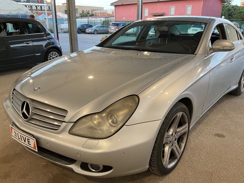 Mercedes-Benz CLS-Klasse CLS 320 CDI photo Mercedes-Benz CLS-Klasse CLS 320 CDI