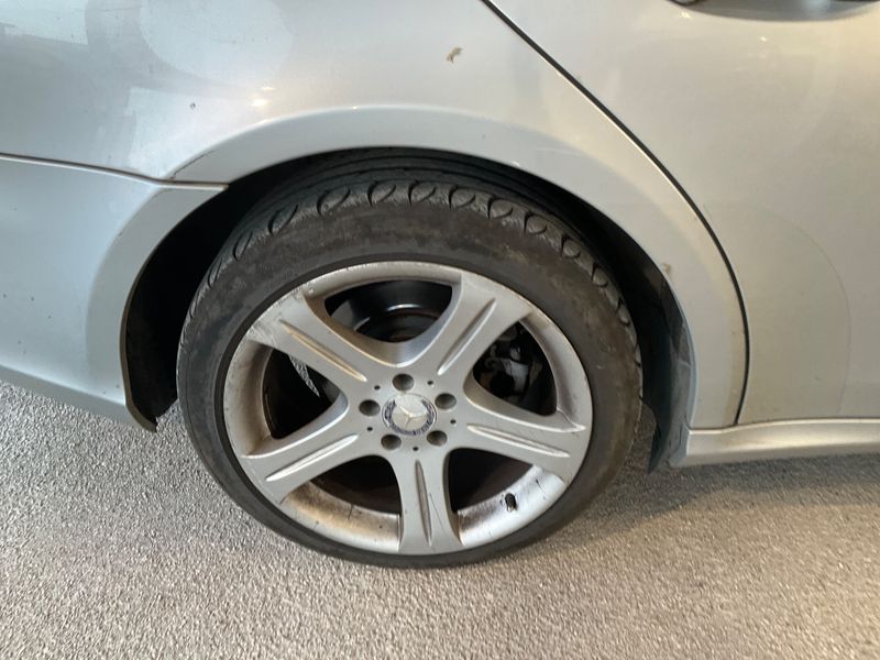 Mercedes-Benz CLS-Klasse CLS 320 CDI photo Mercedes-Benz CLS-Klasse CLS 320 CDI
