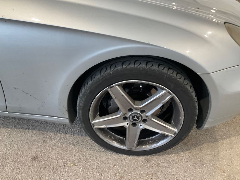 Mercedes-Benz CLS-Klasse CLS 320 CDI photo Mercedes-Benz CLS-Klasse CLS 320 CDI
