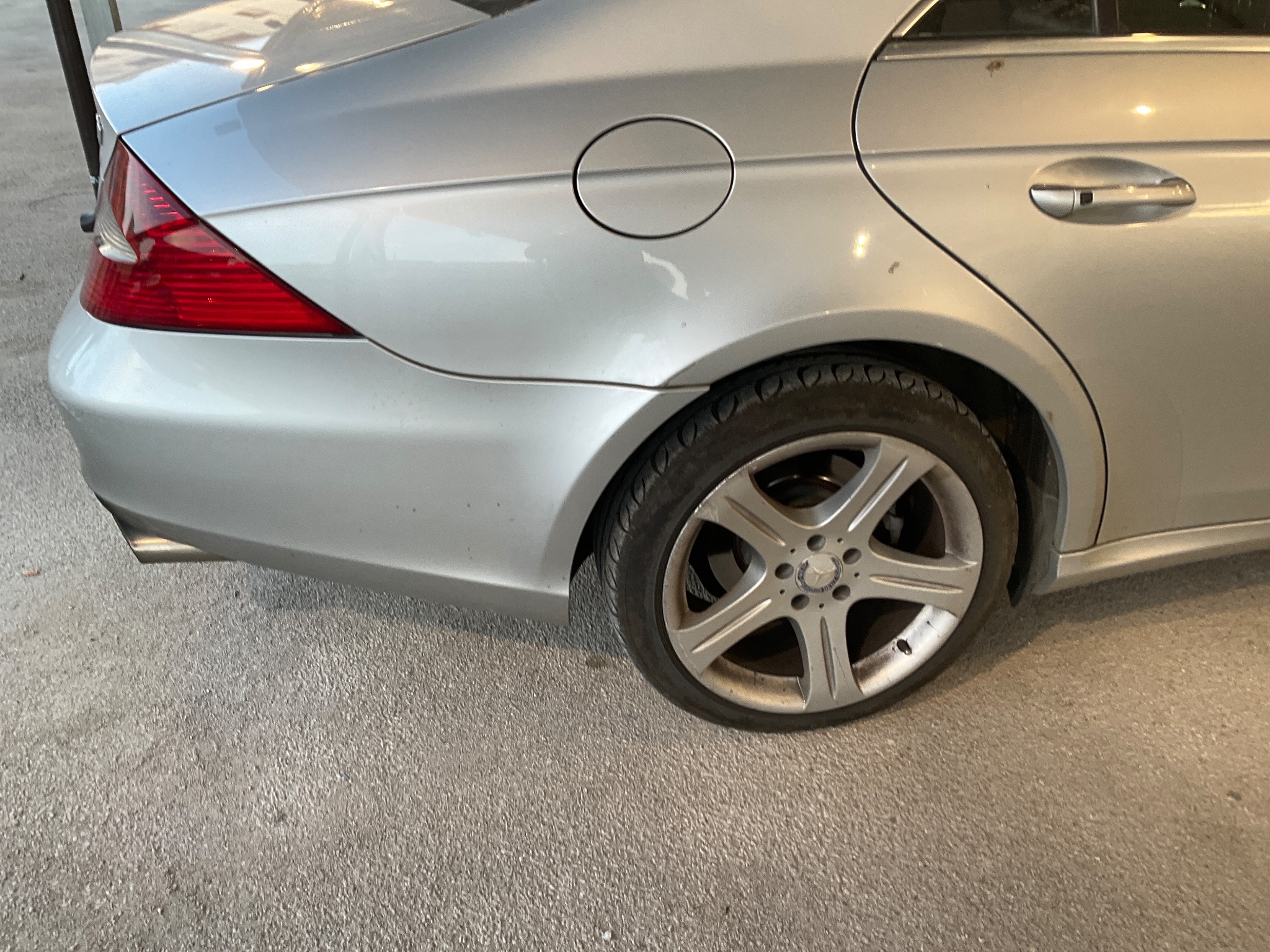 Mercedes-Benz CLS-Klasse CLS 320 CDI photo Mercedes-Benz CLS-Klasse CLS 320 CDI