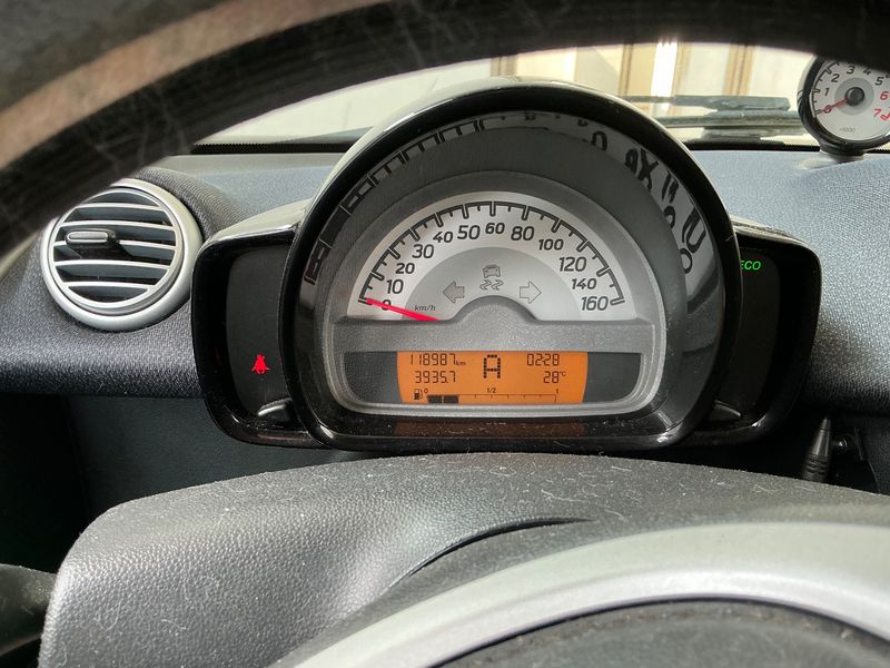Smart fortwo 1.0 Micro Hybrid Drive pulse 2013 – снимка 18