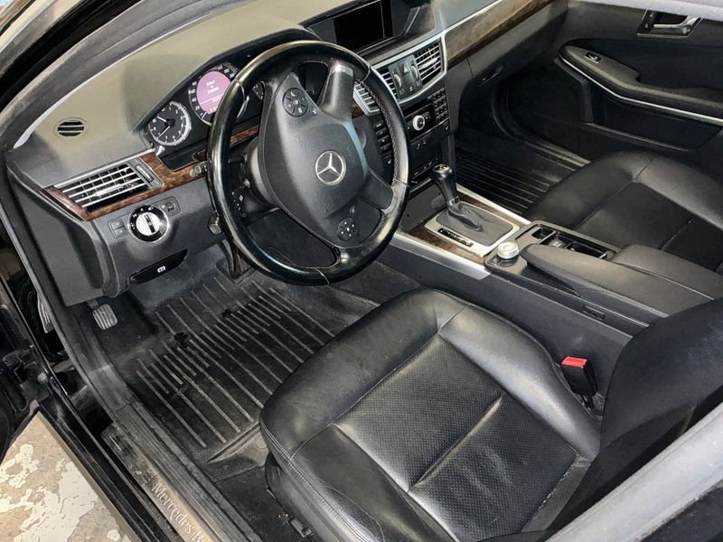 Mercedes-Benz E-Klasse E 200 CDI T BlueEfficiency 2010 – снимка 27