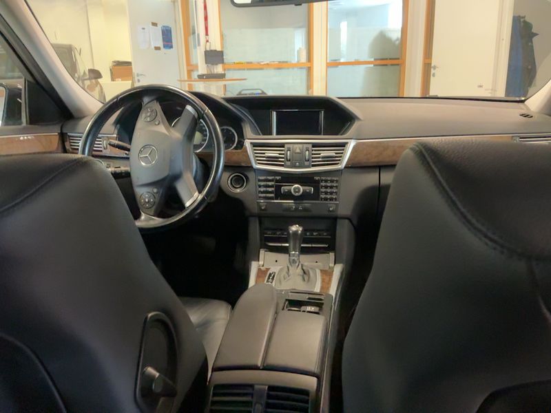 Mercedes-Benz E-Klasse E 200 CDI T BlueEfficiency — zdjęcie 12