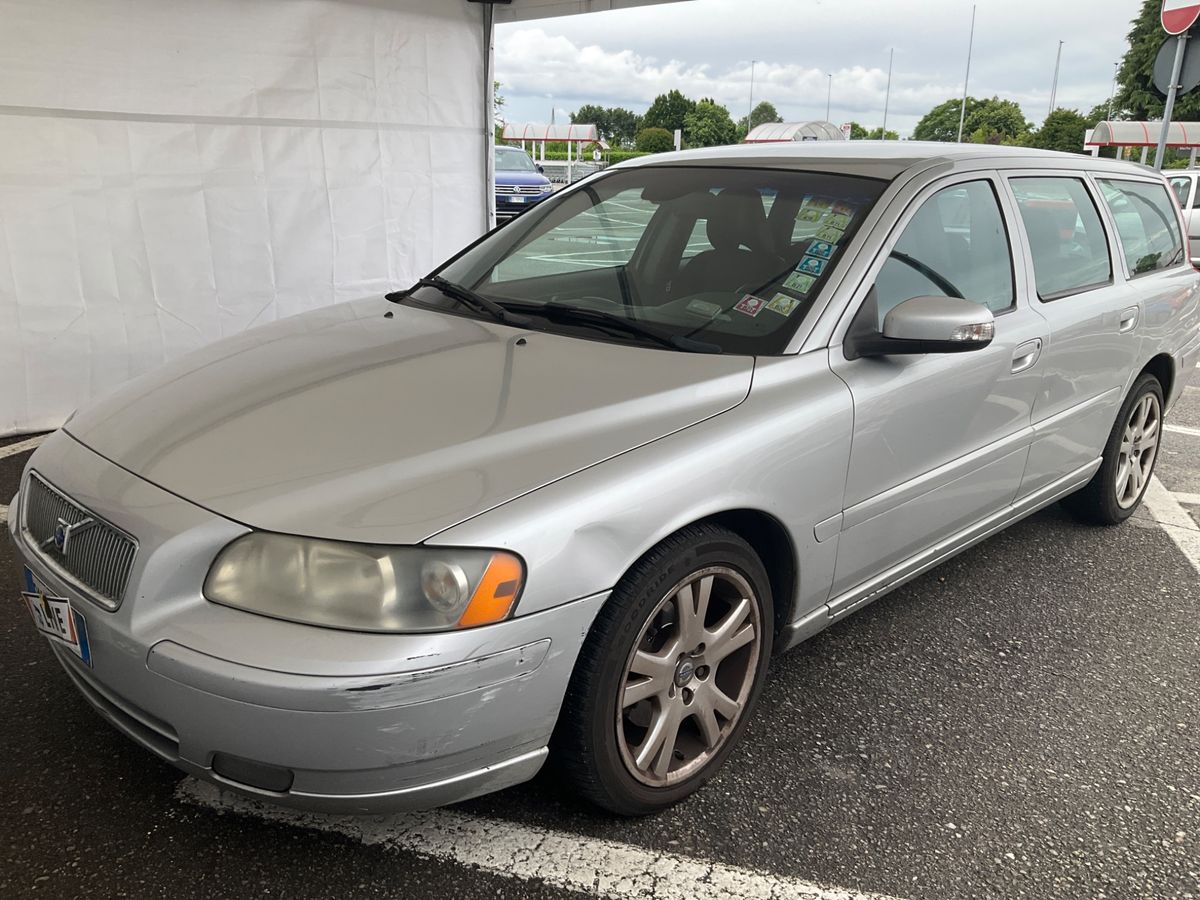 Volvo V70 2.4 D Kinetic