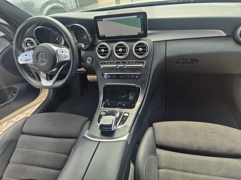 Mercedes-Benz C-Klasse C 300 AMG Line — zdjęcie 11