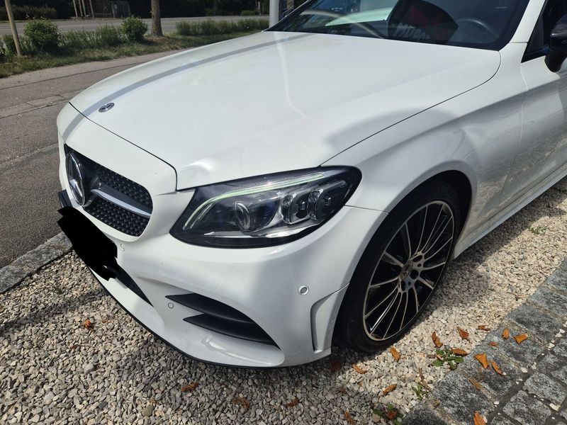 Mercedes-Benz C-Klasse C 300 AMG Line — zdjęcie 2