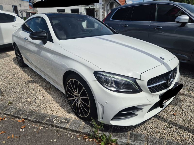 Mercedes-Benz C-Klasse C 300 AMG Line — zdjęcie 6