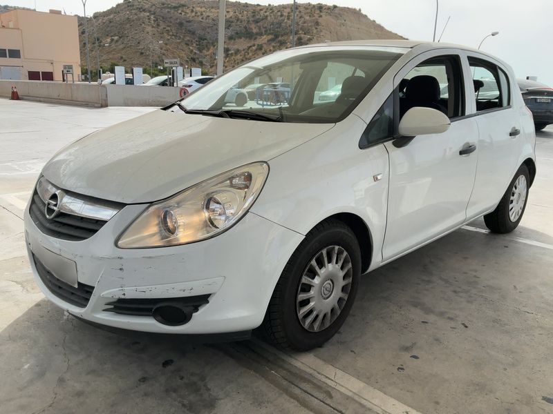 Opel Corsa 1.2 Essentia