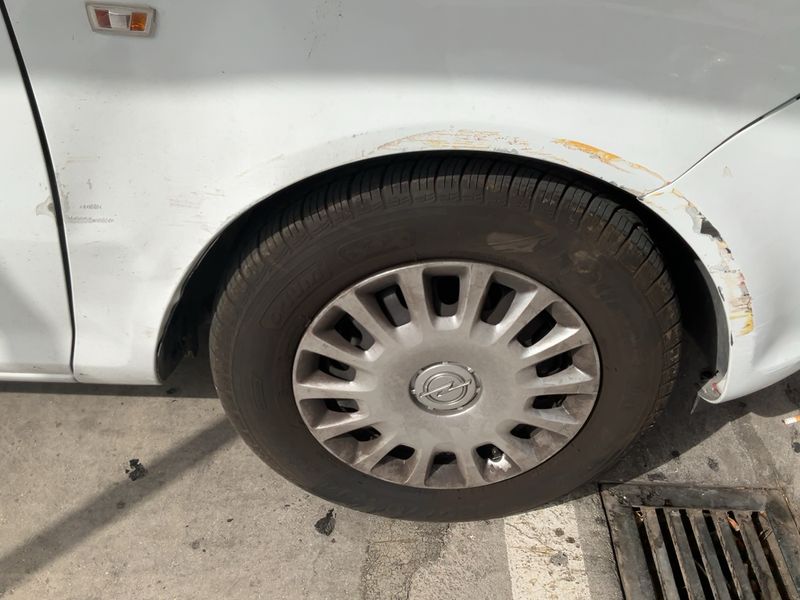 Opel Corsa 1.2 Essentia 2010 – снимка 11
