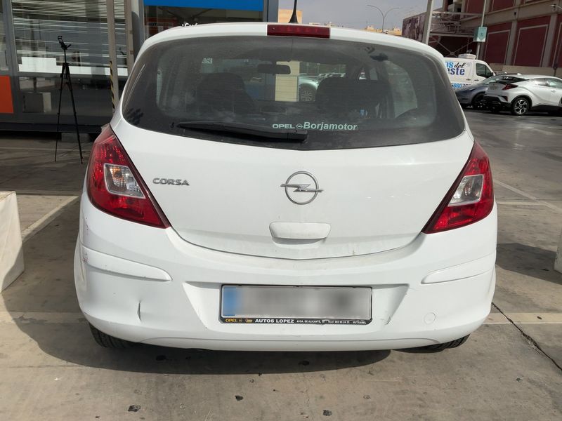 Opel Corsa 1.2 Essentia — zdjęcie 5