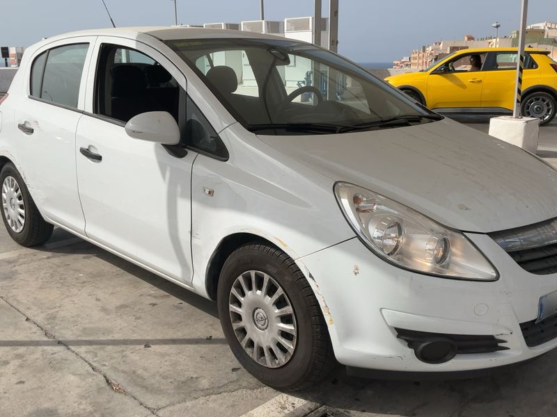 Opel Corsa 1.2 Essentia — zdjęcie 8