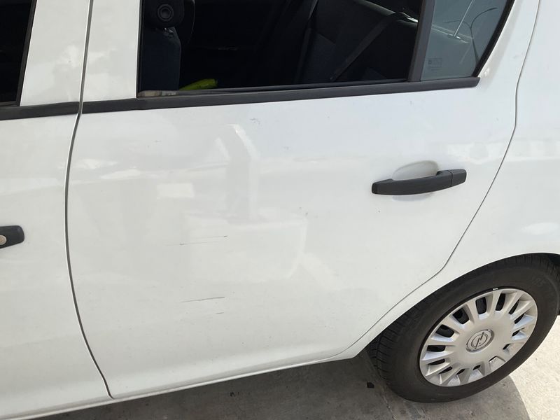 Opel Corsa 1.2 Essentia 2010 – снимка 28