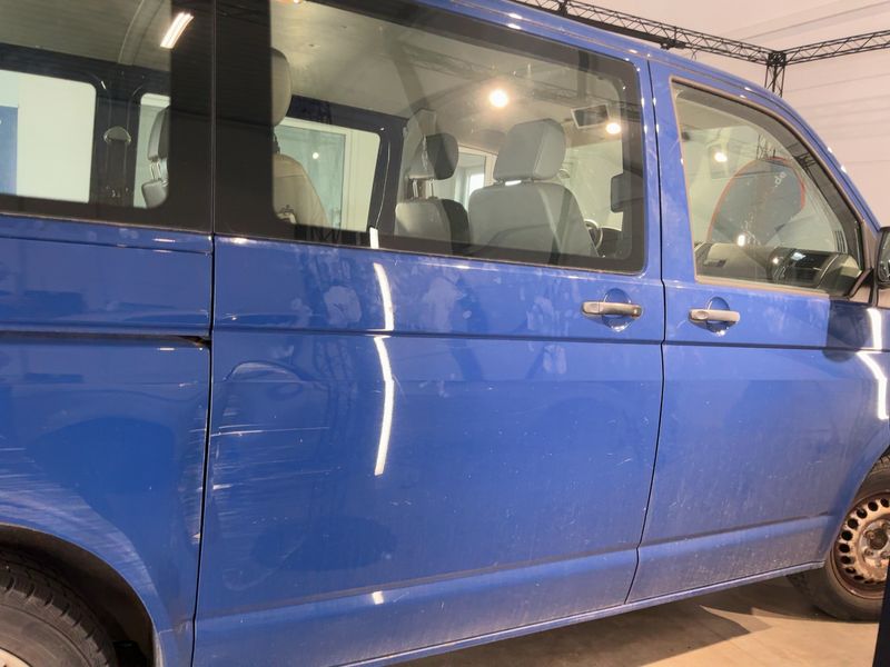 Volkswagen T5 Kombi 2.0 TDI — zdjęcie 7