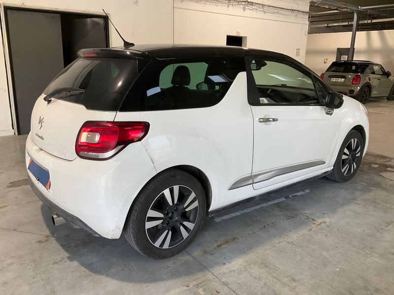 Citroen DS3 1.6 HDi SoChic — zdjęcie 2