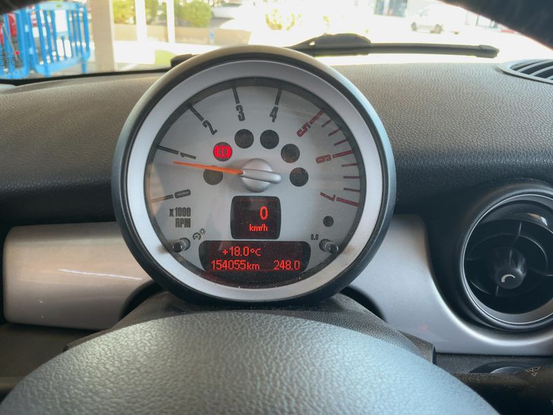 MINI Cooper D — zdjęcie 13