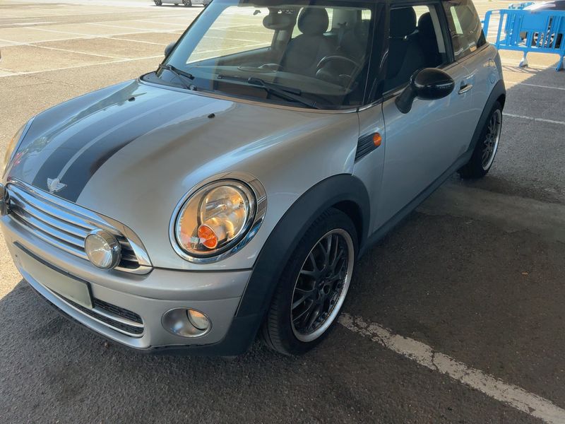 MINI Cooper D — zdjęcie 2