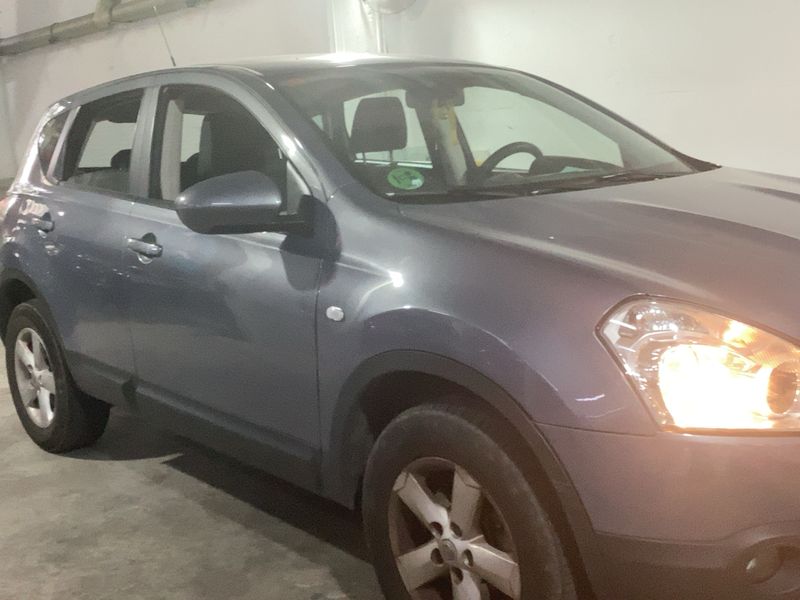 Nissan Qashqai 2.0 Acenta — zdjęcie 8