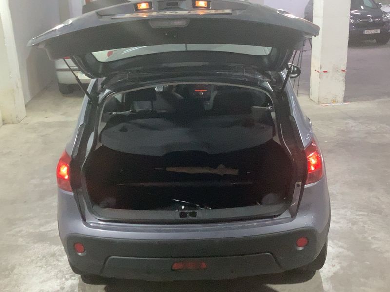 Nissan Qashqai 2.0 Acenta — zdjęcie 10