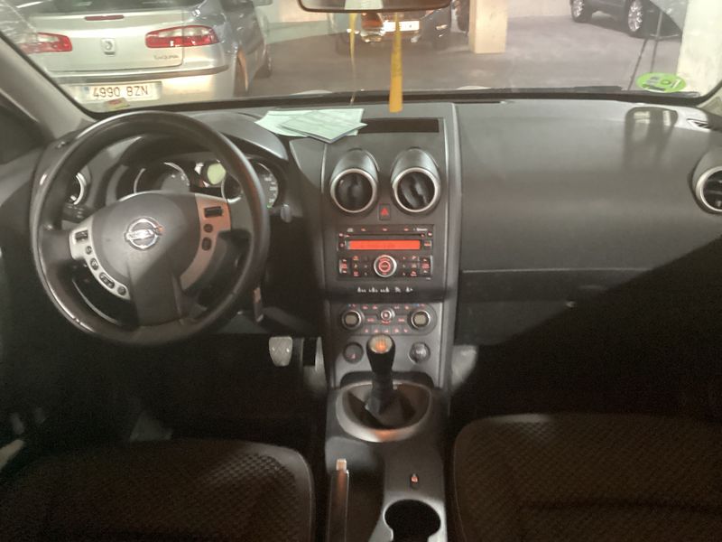 Nissan Qashqai 2.0 Acenta — zdjęcie 12