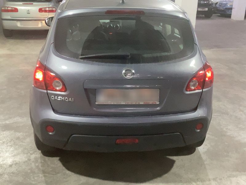 Nissan Qashqai 2.0 Acenta — zdjęcie 5