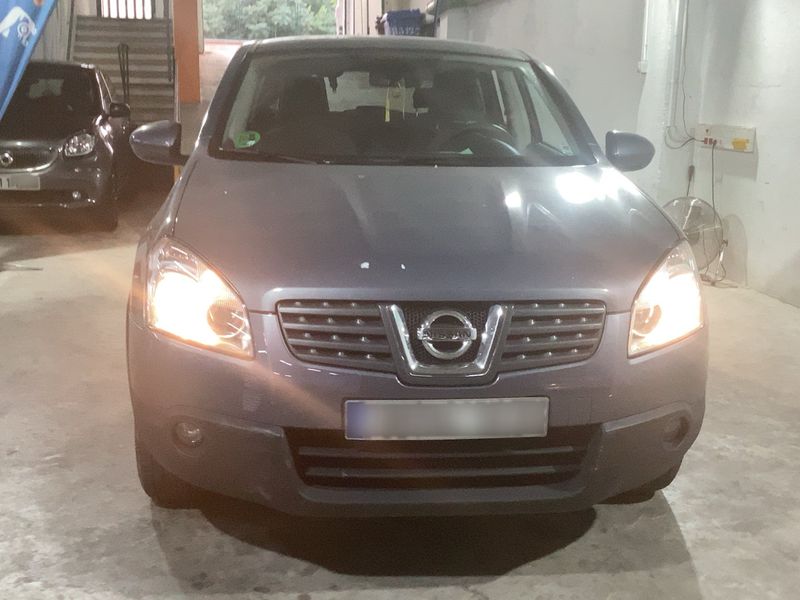 Nissan Qashqai 2.0 Acenta — zdjęcie 9