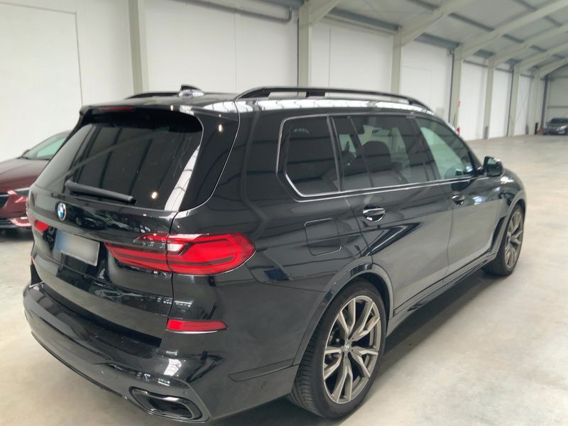 BMW X7 M50i — zdjęcie 6