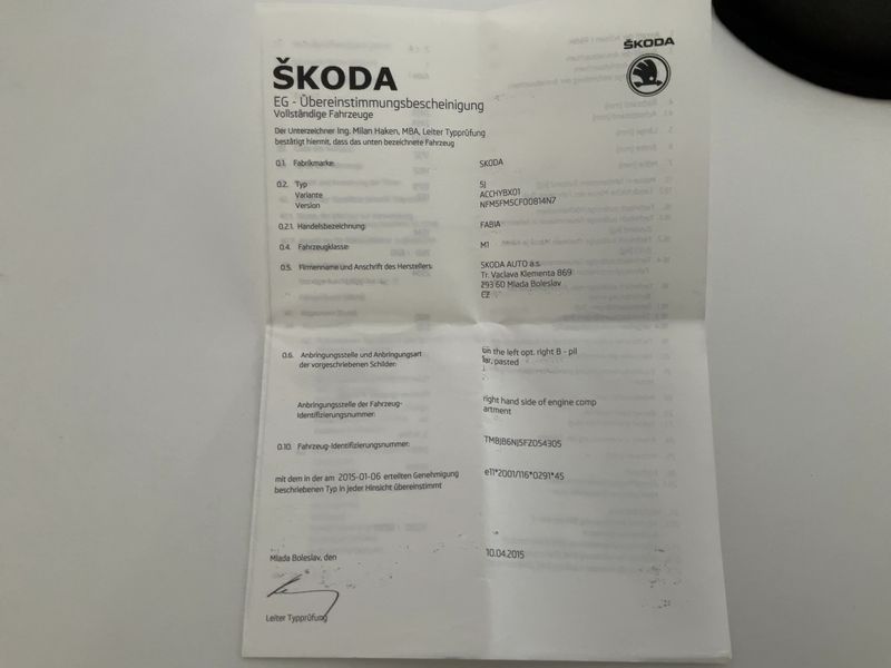 Skoda Fabia 1.0 MPI Ambition — zdjęcie 16